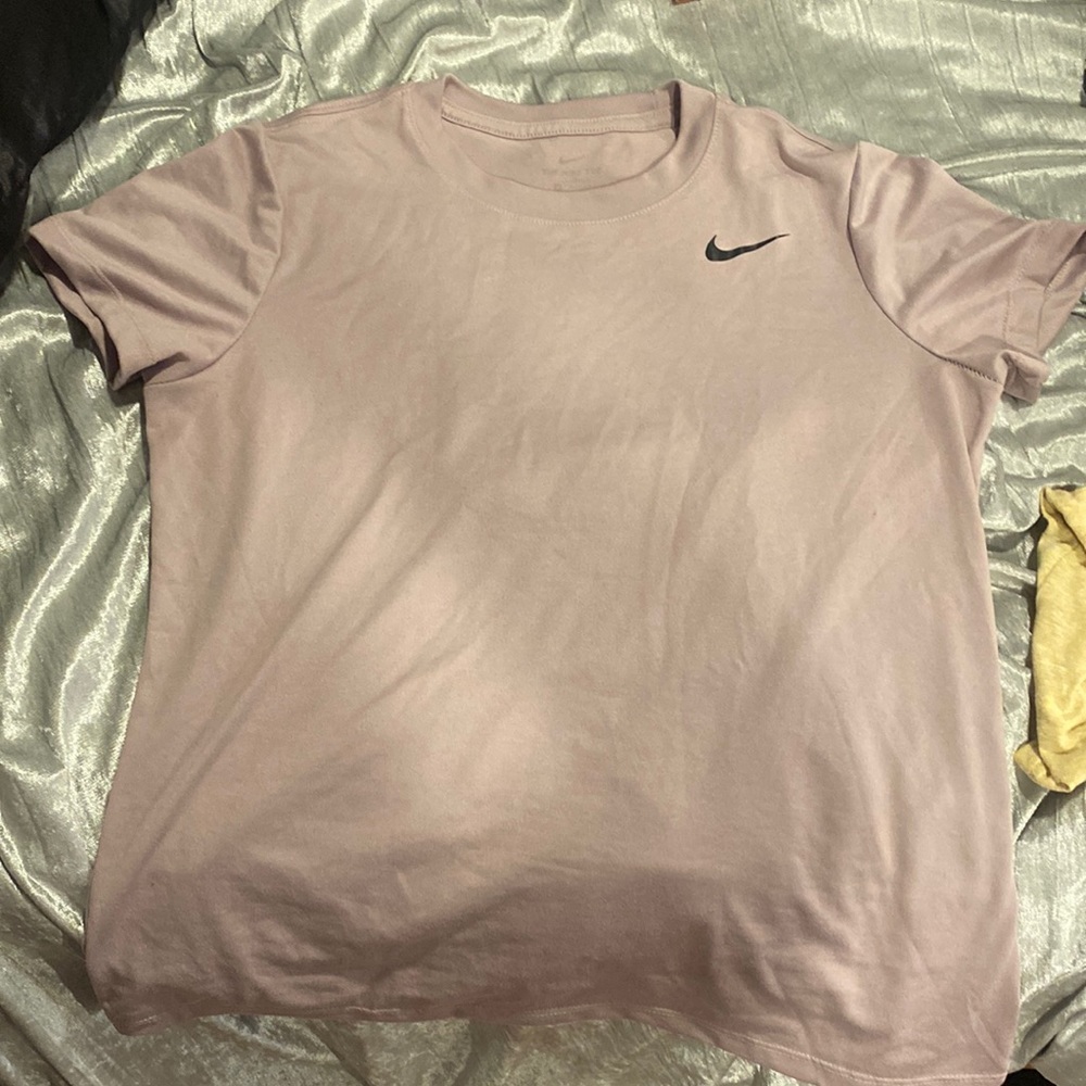 purple nike shirt